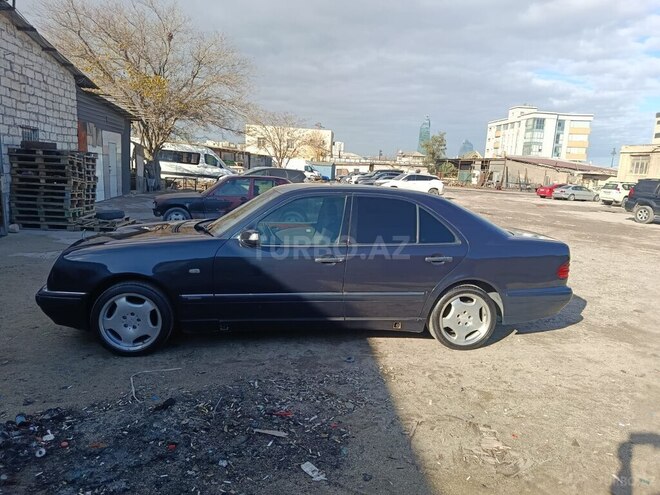 Mercedes E 230 1997, 654,000 km - 2.3 l - Bakı