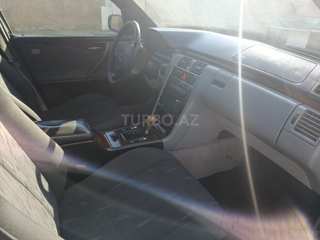 Mercedes E 230 1997, 654,000 km - 2.3 l - Bakı