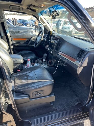 Mitsubishi Pajero 2007, 230,288 km - 3.0 l - Bakı