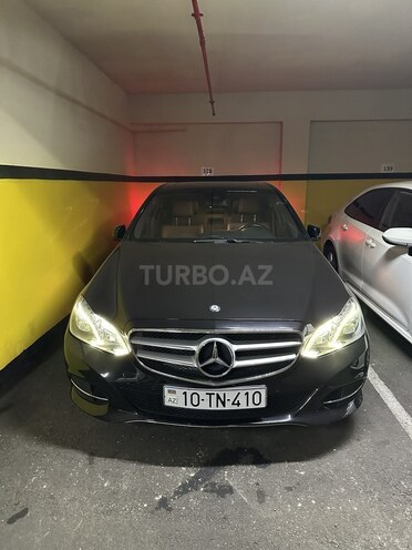 Mercedes E 200-2