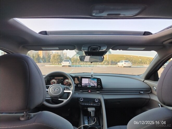 Hyundai Elantra 2021, 29,200 km - 2.0 l - Bakı