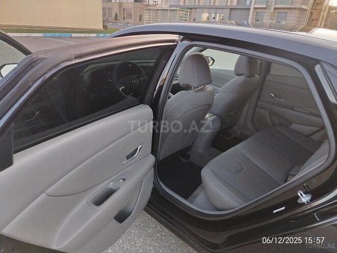 Hyundai Elantra 2021, 29,200 km - 2.0 l - Bakı