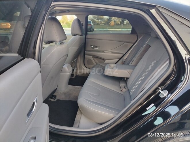 Hyundai Elantra 2021, 29,200 km - 2.0 l - Bakı