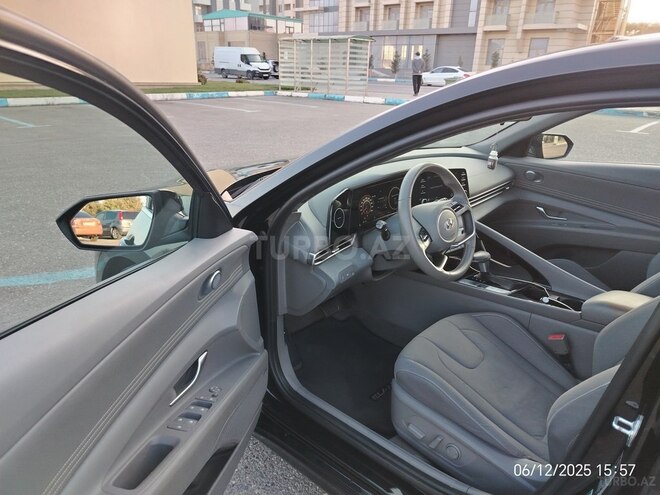 Hyundai Elantra 2021, 29,200 km - 2.0 l - Bakı