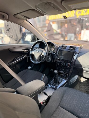 Toyota Corolla-8