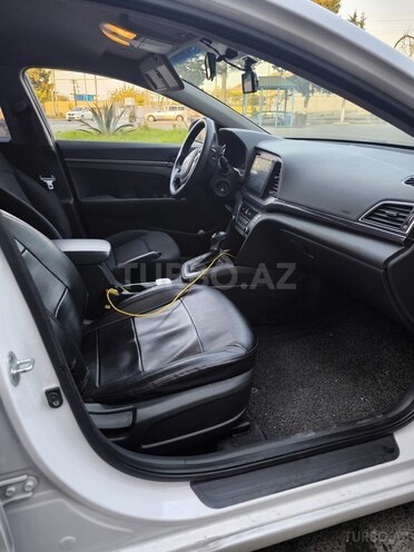 Hyundai Avante 2016, 164,000 km - 1.6 l - Bakı