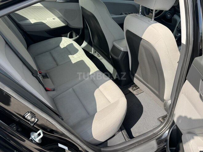 Hyundai Elantra 2017, 132,288 km - 2.0 l - Bakı