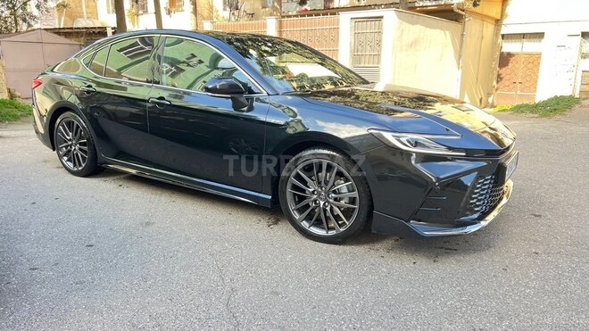 Toyota Camry-3