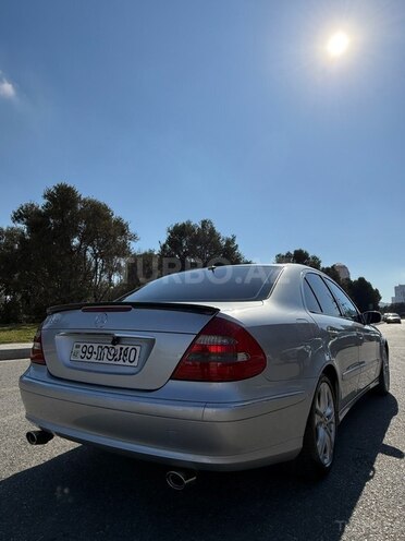 Mercedes E 320 2003, 269,700 km - 3.2 l - Bakı
