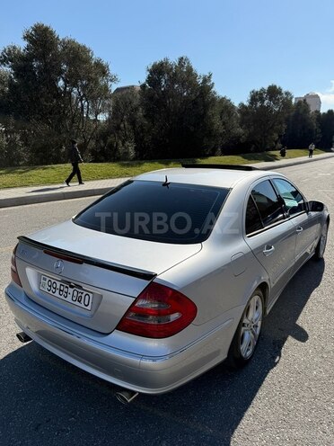 Mercedes E 320 2003, 269,700 km - 3.2 l - Bakı