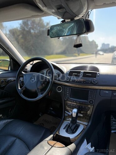 Mercedes E 320 2003, 269,700 km - 3.2 l - Bakı