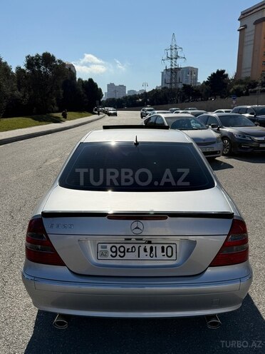 Mercedes E 320 2003, 269,700 km - 3.2 l - Bakı