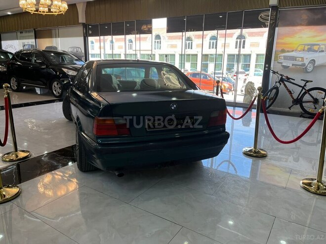 BMW 320 1992, 302,154 km - 2.0 л - Sumqayıt