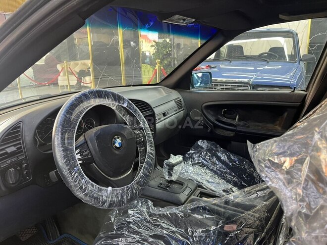 BMW 320 1992, 302,154 km - 2.0 л - Sumqayıt