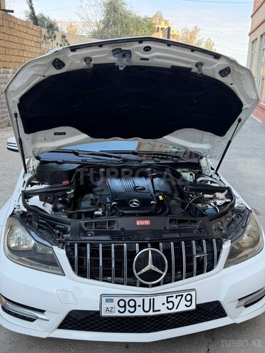 Mercedes C 250 2012, 217,000 km - 1.8 л - Bakı