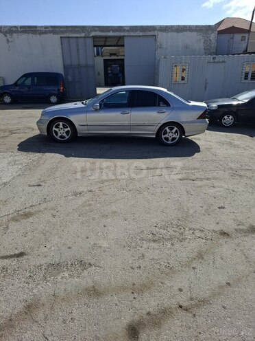 Mercedes C 200 2001, 300,000 km - 2.2 l - Xırdalan