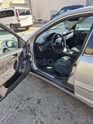 Mercedes C 200 2001, 300,000 km - 2.2 l - Xırdalan