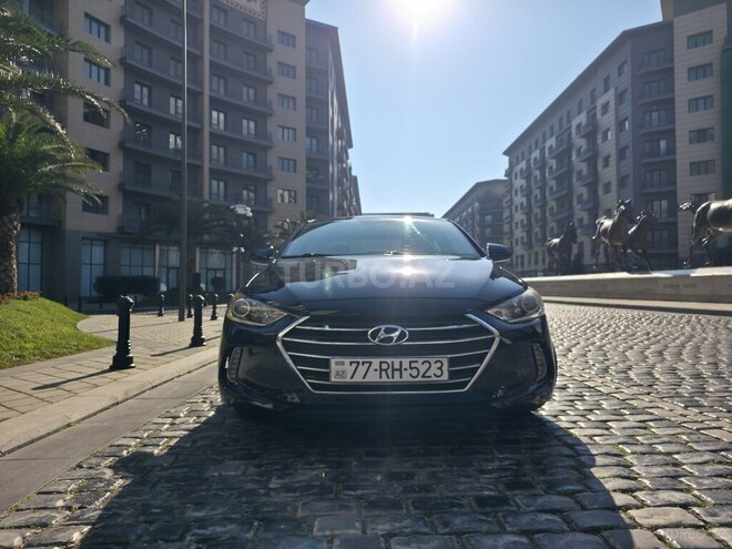 Hyundai Elantra 2018, 77,600 km - 2.0 l - Bakı