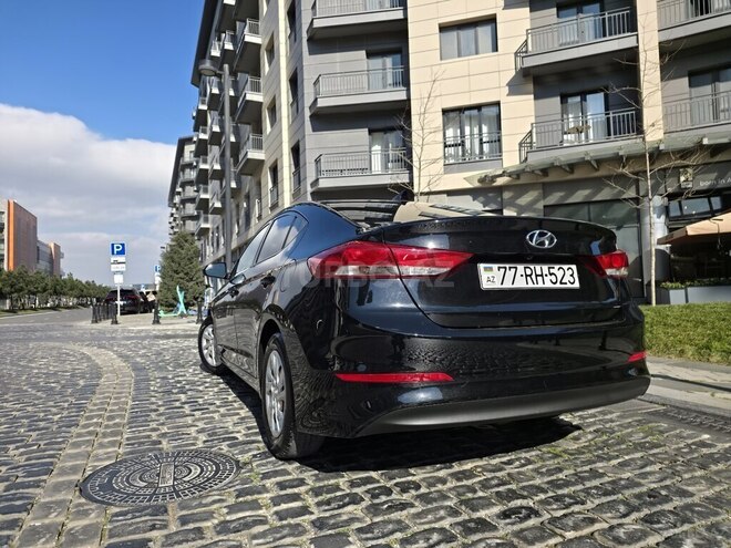 Hyundai Elantra 2018, 77,600 km - 2.0 l - Bakı