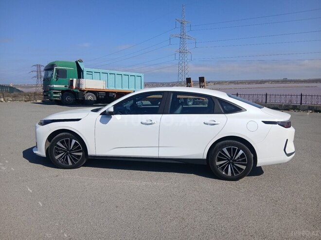 Changan Qiyuan A05 2025, 43,660 km - 1.5 l - Bakı