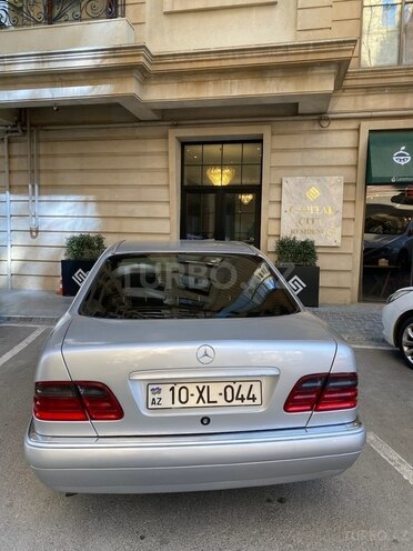 Mercedes E 200 1999, 364,000 km - 2.0 l - Bakı