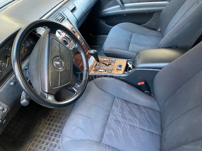 Mercedes E 200 1999, 364,000 km - 2.0 l - Bakı