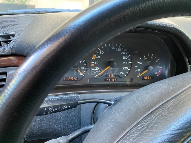 Mercedes E 200 1999, 364,000 km - 2.0 l - Bakı