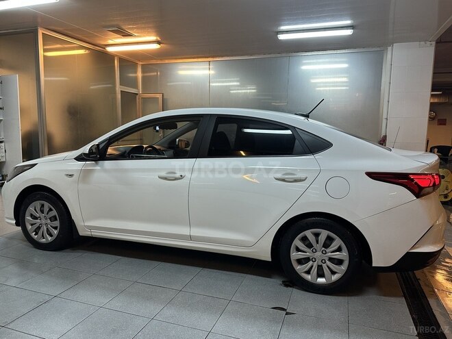 Hyundai Accent 2020, 141,000 km - 1.6 л - Bakı