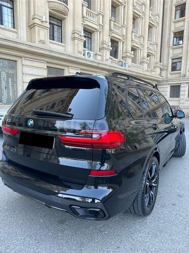 BMW X7-3