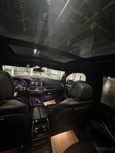 BMW X7-15