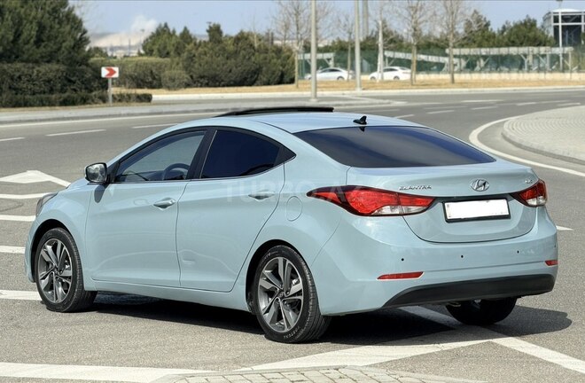 Hyundai Elantra 2015, 236,000 km - 1.8 l - Bakı
