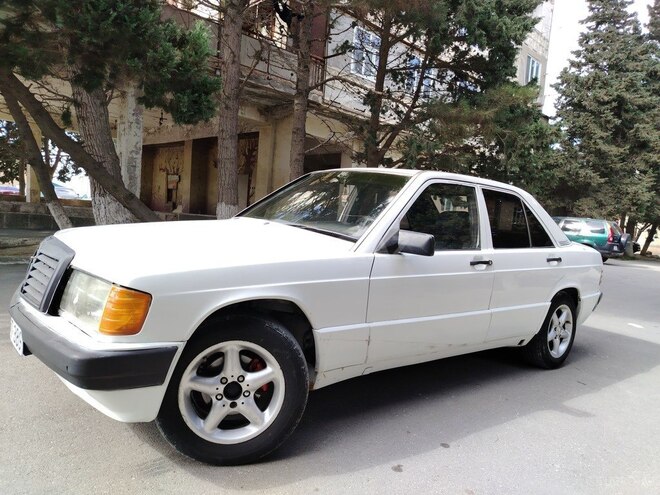 Mercedes 190 1990, 300,000 km - 2.0 л - Bakı
