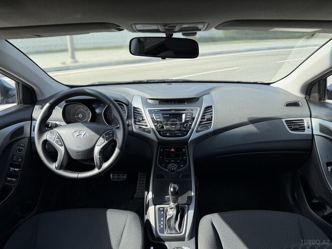 Hyundai Elantra 2015, 236,000 km - 1.8 l - Bakı