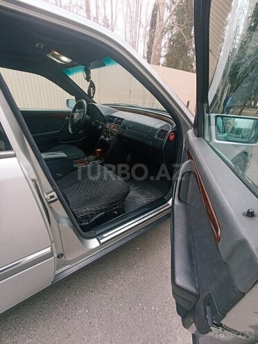 Mercedes C 230 1997, 515,000 km - 2.3 l - Mingəçevir