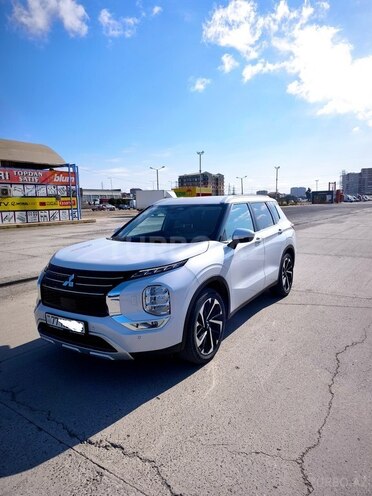 Mitsubishi Outlander 2022, 18,000 km - 2.5 l - Bakı
