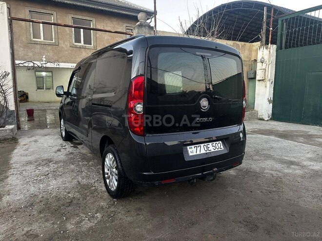 Fiat Doblo 2011, 146,000 km - 1.6 l - Bakı