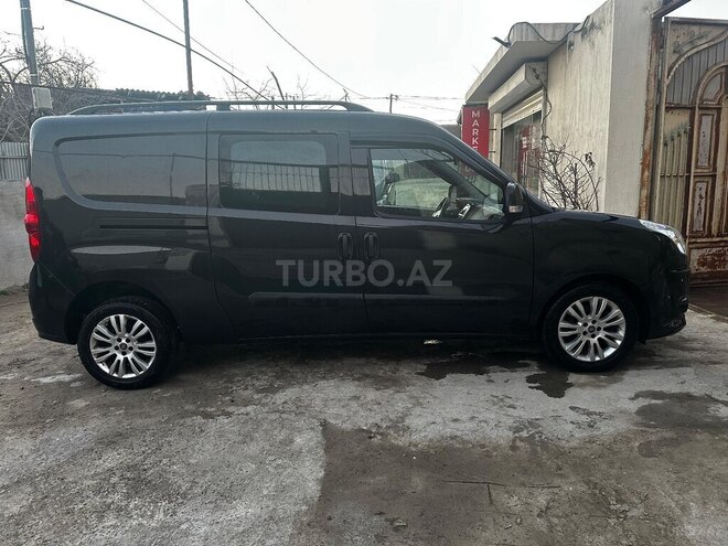 Fiat Doblo 2011, 146,000 km - 1.6 l - Bakı