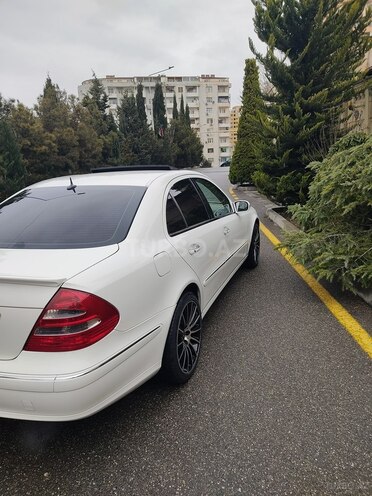 Mercedes E 320 2002, 290,000 km - 3.2 l - Bakı