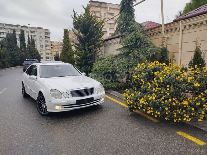 Mercedes E 320 2002, 290,000 km - 3.2 l - Bakı