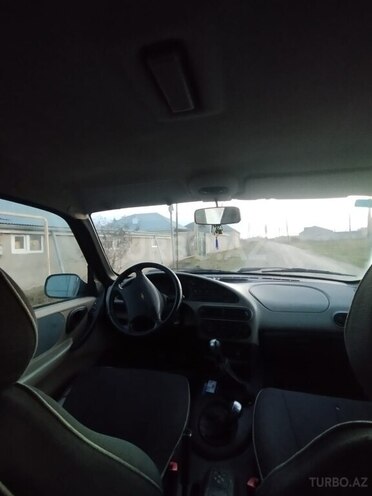 Chevrolet Niva 2005, 328,700 km - 1.7 l - Quba