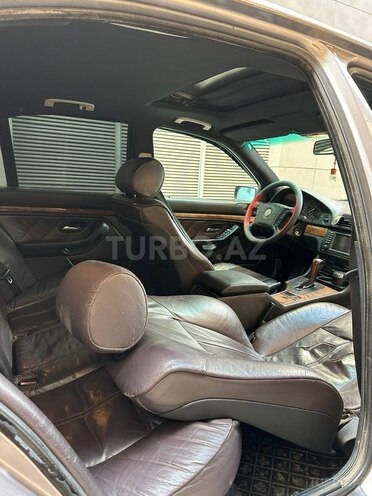 BMW 535 1998, 175,000 km - 3.5 l - Bakı