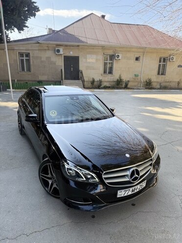 Mercedes E 220 2015, 250,000 km - 2.1 l - Sumqayıt