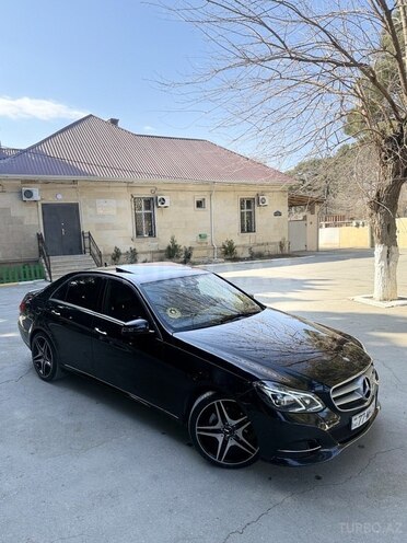Mercedes E 220 2015, 250,000 km - 2.1 l - Sumqayıt