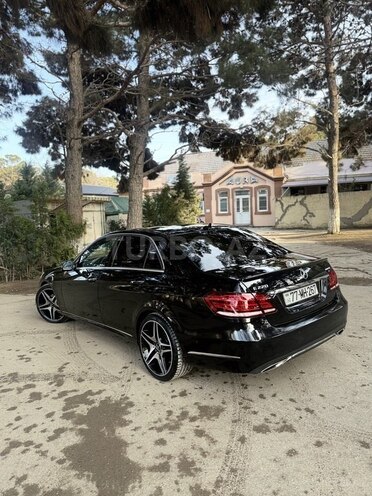 Mercedes E 220 2015, 250,000 km - 2.1 l - Sumqayıt