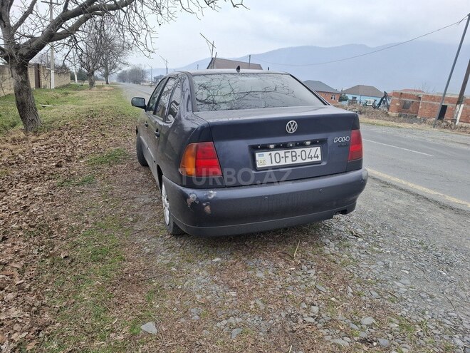Volkswagen Polo 1998, 270,000 km - 1.6 л - Qax