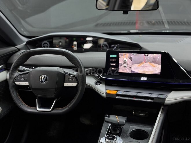 Changan  2024, 47,000 km - 1.5 l - Bakı