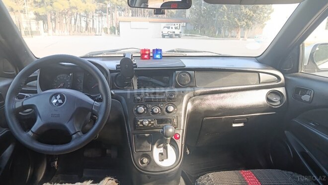 Mitsubishi Airtrek 2001, 425,600 km - 2.0 l - Sumqayıt