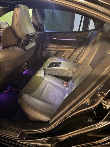 Toyota Camry 2024, 35,000 km - 2.0 l - Bakı