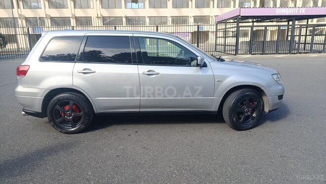 Mitsubishi Airtrek 2001, 425,600 km - 2.0 l - Sumqayıt