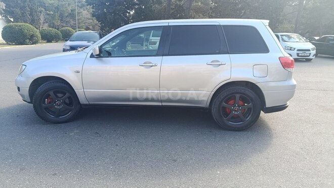Mitsubishi Airtrek 2001, 425,600 km - 2.0 l - Sumqayıt